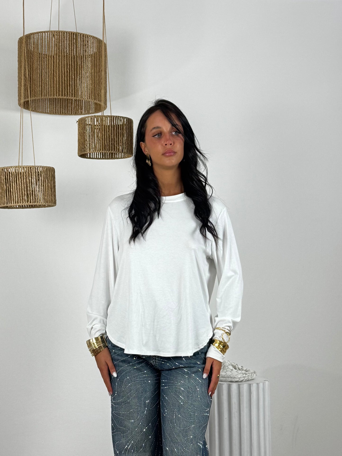 Tee white